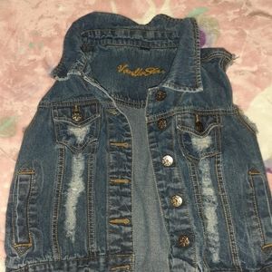 Vaniella star distressed jean jacket